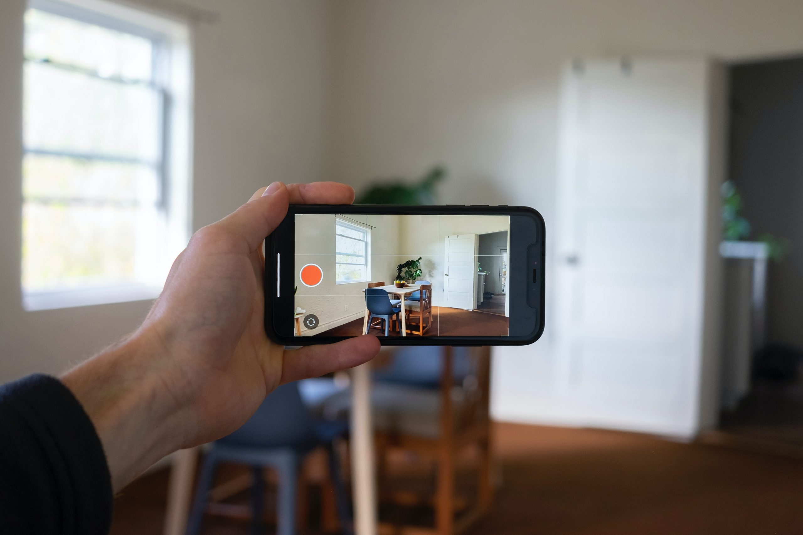 Tech-Driven Home Searches and Virtual Tours